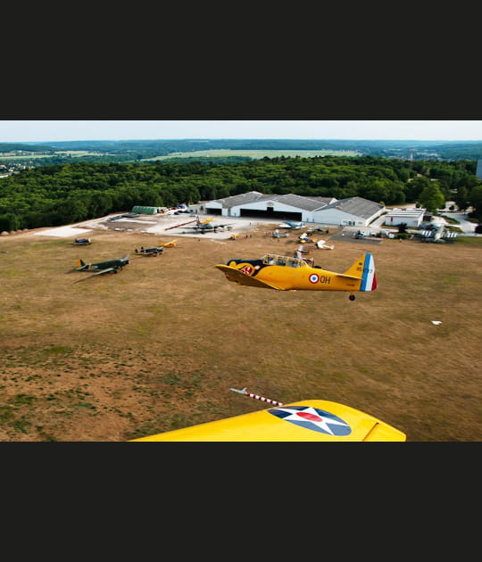 Virage au dessus des hangars