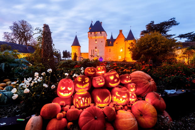 Énigmes et bonbons dans les jardins du Château du Rivau