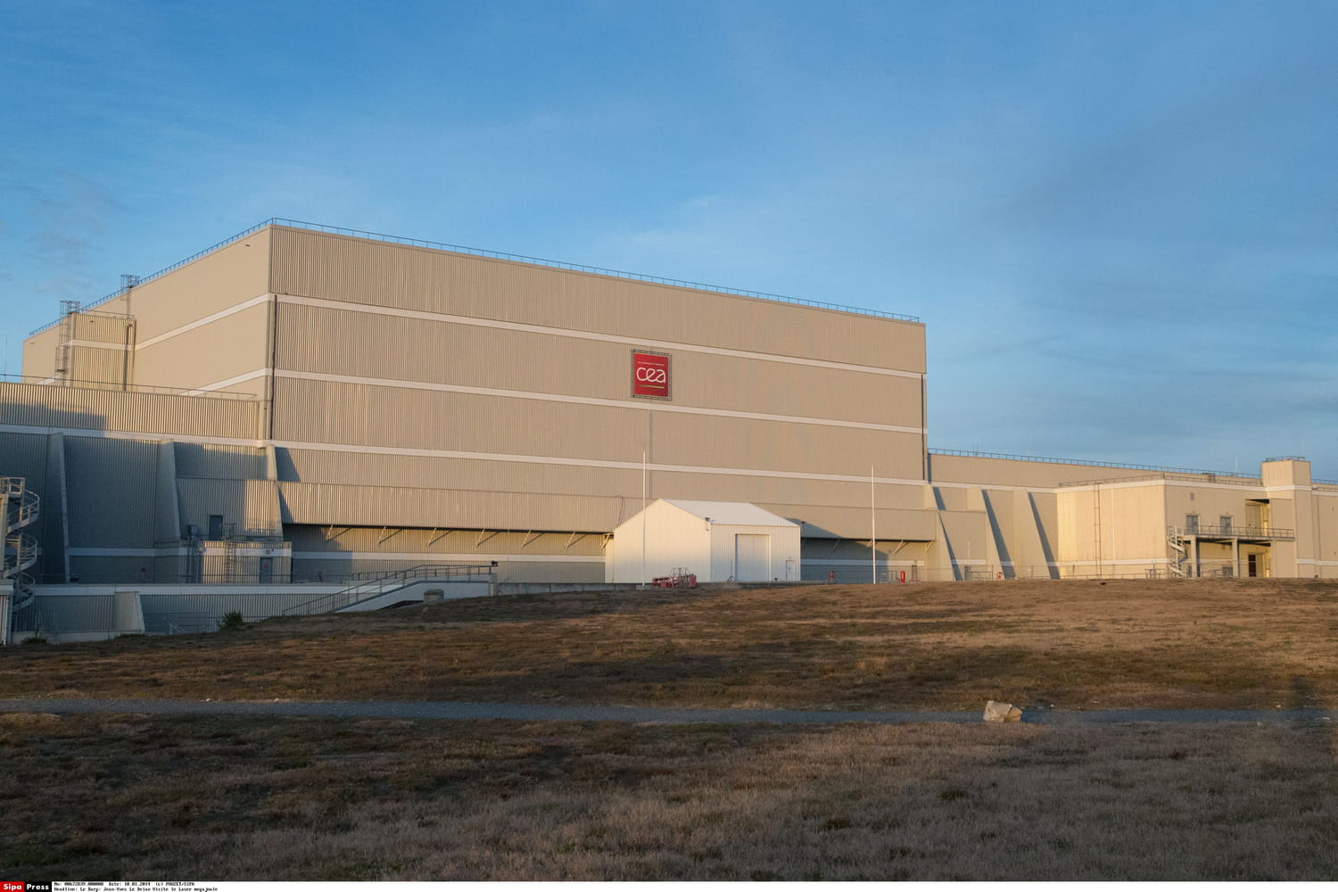 Essais nucléaires de Trump : la France teste également ses bombes atomiques, elle n'a jamais arrêté