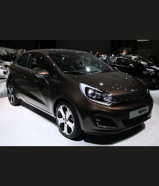 Kia Rio 3&nbsp;portes restyl&eacute;e