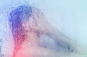 Qu'est-ce qui est le mieux&nbsp;: se doucher le matin ou le soir avant de se coucher&nbsp;?