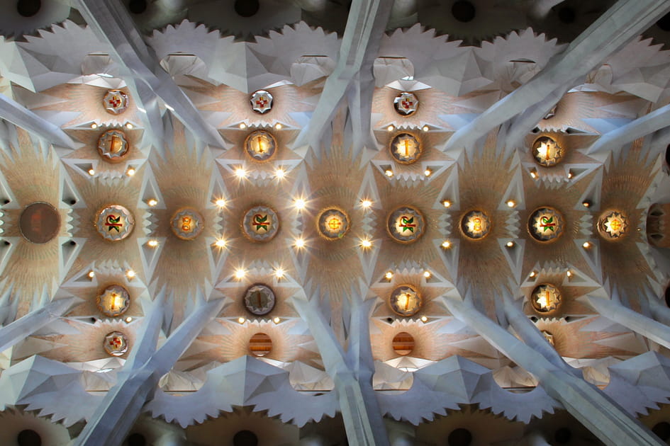 Plafond de la nef de la Sagrada Fam&iacute;lia