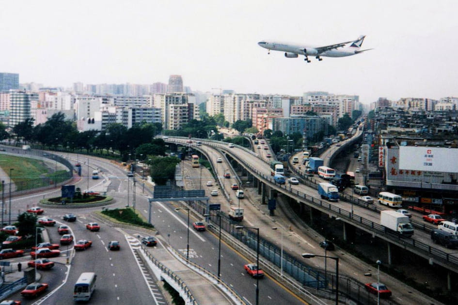 L'ex-a&eacute;roport international Ka&iuml; Tak &agrave; Hong Kong