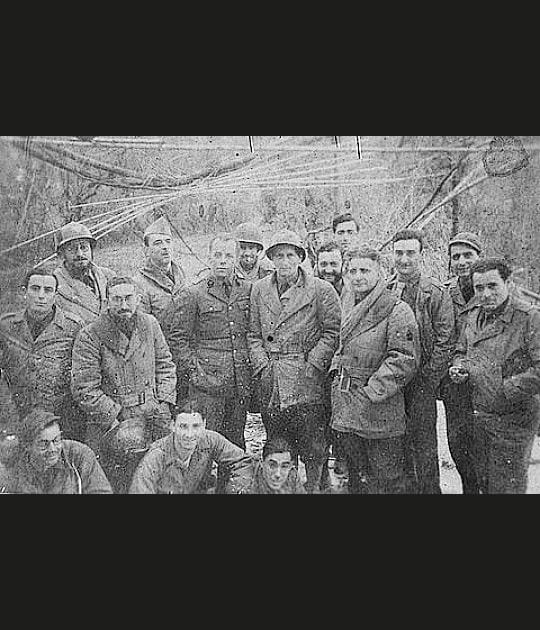 Tirailleurs alg&eacute;riens