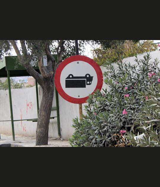 Une interdiction renversante