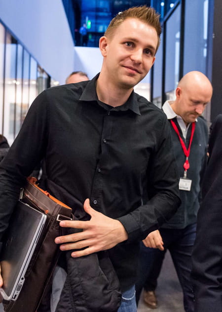 Un &eacute;tudiant fait plier Facebook