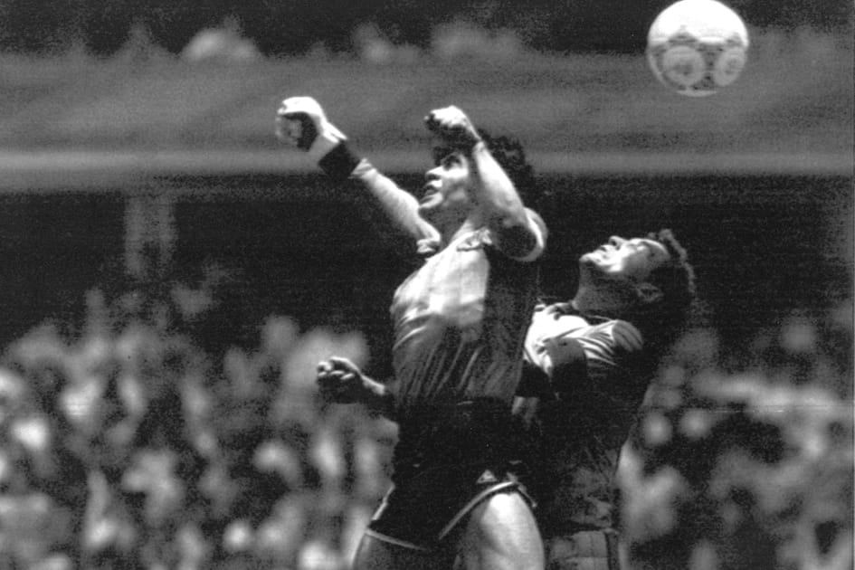 Diego Maradona, une vie d'exc&egrave;s entre ombre et lumi&egrave;re