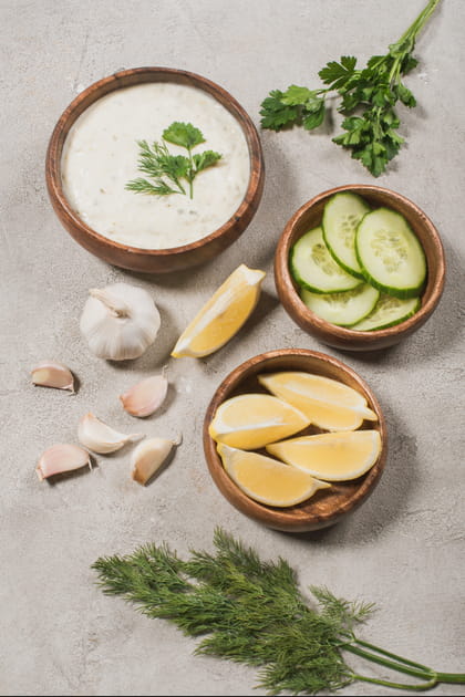 Pour faire des &eacute;conomies &agrave; la maison, cuisinez votre propre tzatziki