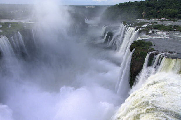 Chutes d'eau d'Iguazù, Argentine et Brésil