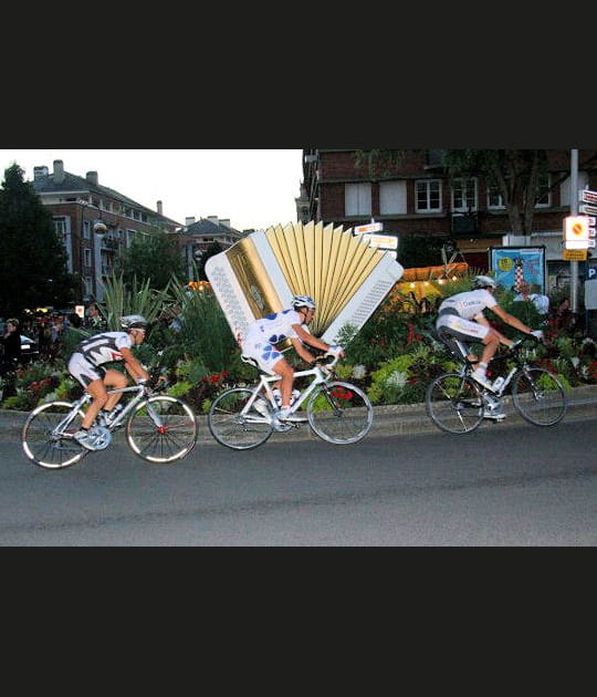 Ils roulent, ils roulent les cyclistes ...