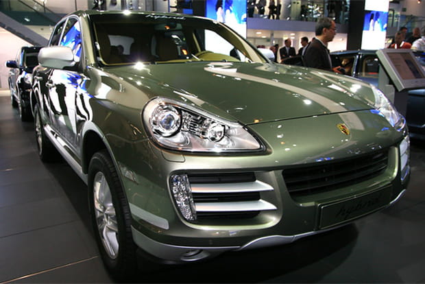 Une version hybride du Cayenne pour la fin de la décennie