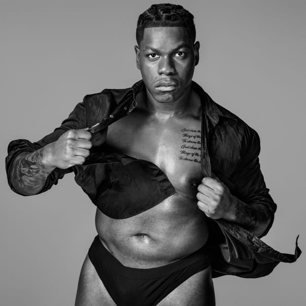 L'acteur britannique John Boyega se dévoile dans le Calendrier Pirelli 2025