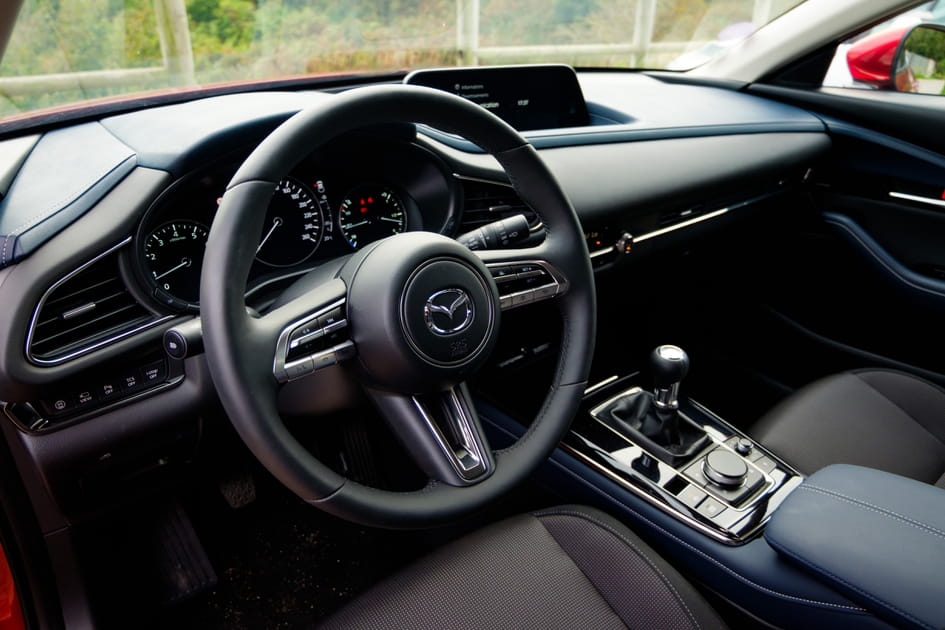 Notre avis sur le poste de conduite du Mazda CX-30