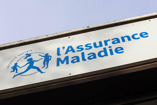 Budget de la S&eacute;curit&eacute; sociale 2026&nbsp;: ces mesures que le S&eacute;nat veut r&eacute;tablir et qui risquent de co&ucirc;ter cher aux Fran&ccedil;ais