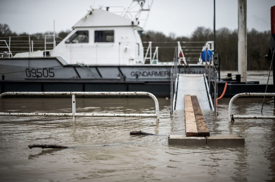 Ponton de fortune