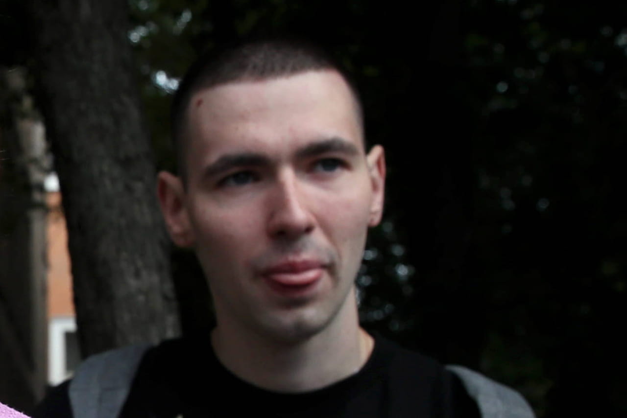 il s'est injecté des litres d'huile dans les bras, il risque de se faire amputer