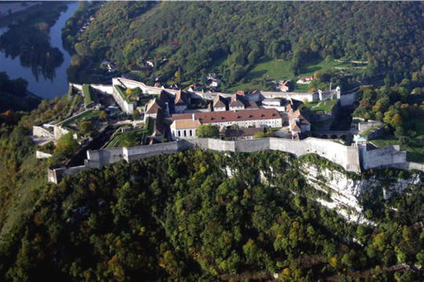 40 citadelles Vauban vues du ciel