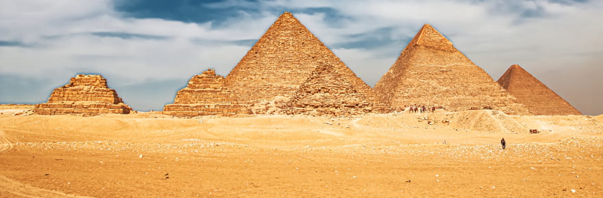 Des anomalies d&eacute;tect&eacute;es sur l'une des pyramides de Gizeh pourraient indiquer une entr&eacute;e secr&egrave;te
