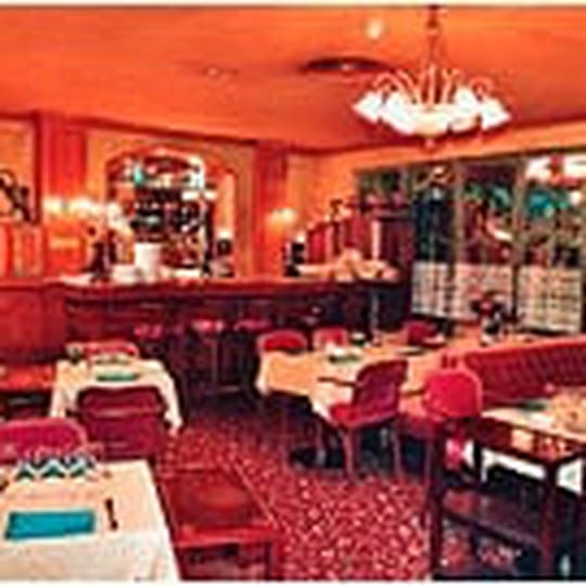 La Mère Marie Macumba, Guinguette à