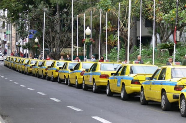 Taxis clonés