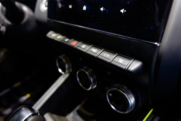 Renault se met aussi aux touches piano avec la Clio 5