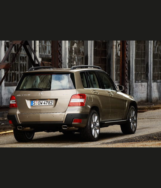 Motorisations, 2&nbsp;essences et 2&nbsp;diesels