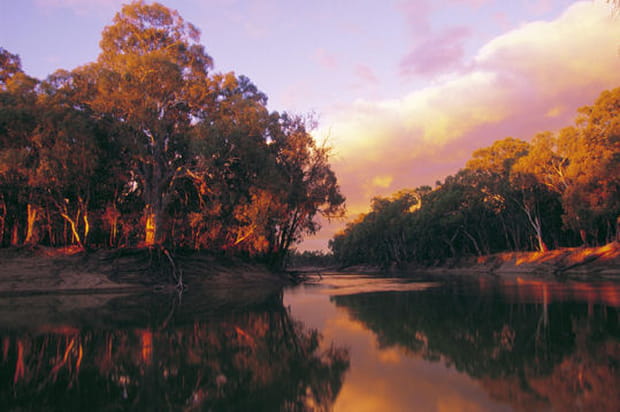 Crépuscule sur le Murray