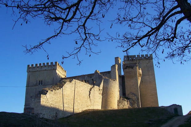 La forteresse seigneuriale d'Ampudia