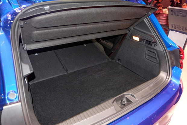 Un coffre beaucoup plus grand que celui de la 208
