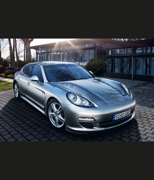 La Panamera S Hybride sera commercialis&eacute;e