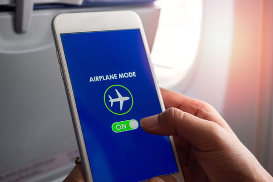 Le mode avion de votre smartphone cache un petit tr&eacute;sor&nbsp;: voici 3&nbsp;avantages que peu de gens connaissent