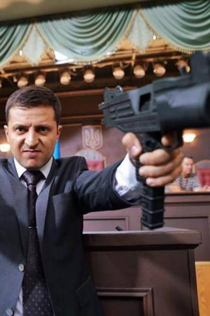 C'est un ancien humoriste et acteur de s&eacute;rie t&eacute;l&eacute;
