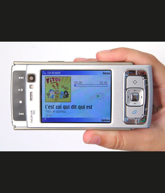 Mobile ou baladeur multim&eacute;dia