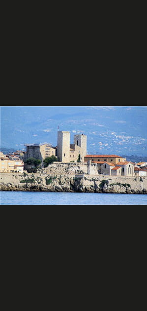 37e : Antibes +4,72&nbsp;points