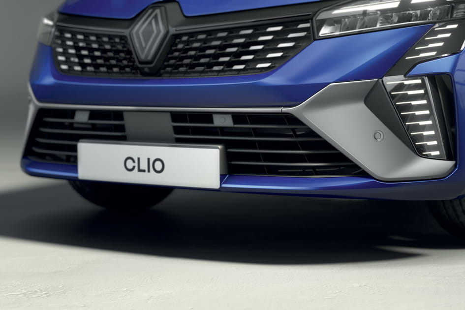 Bouclier tout beau, tout nouveau pour la Clio