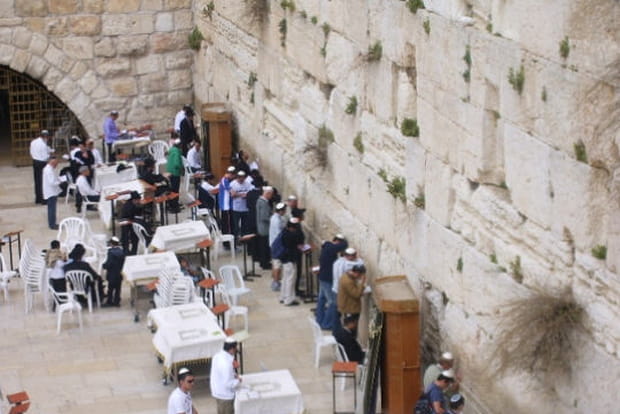 Le mur occidental, lieu sacré des juifs