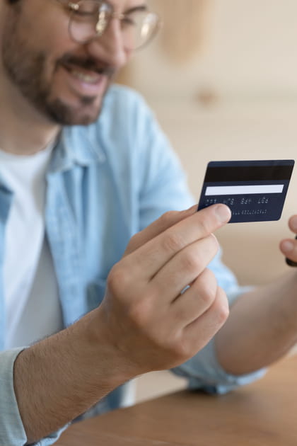 La cl&ocirc;ture du LEP &agrave; l'initiative de l'&eacute;pargnant