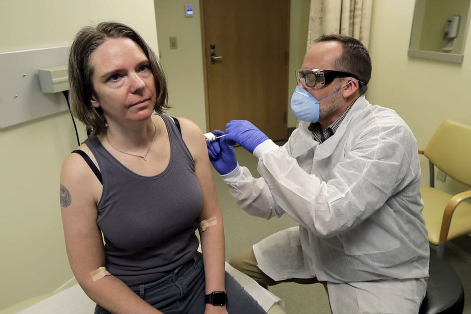 Vaccin contre le covid-19&nbsp;: la premi&egrave;re volontaire