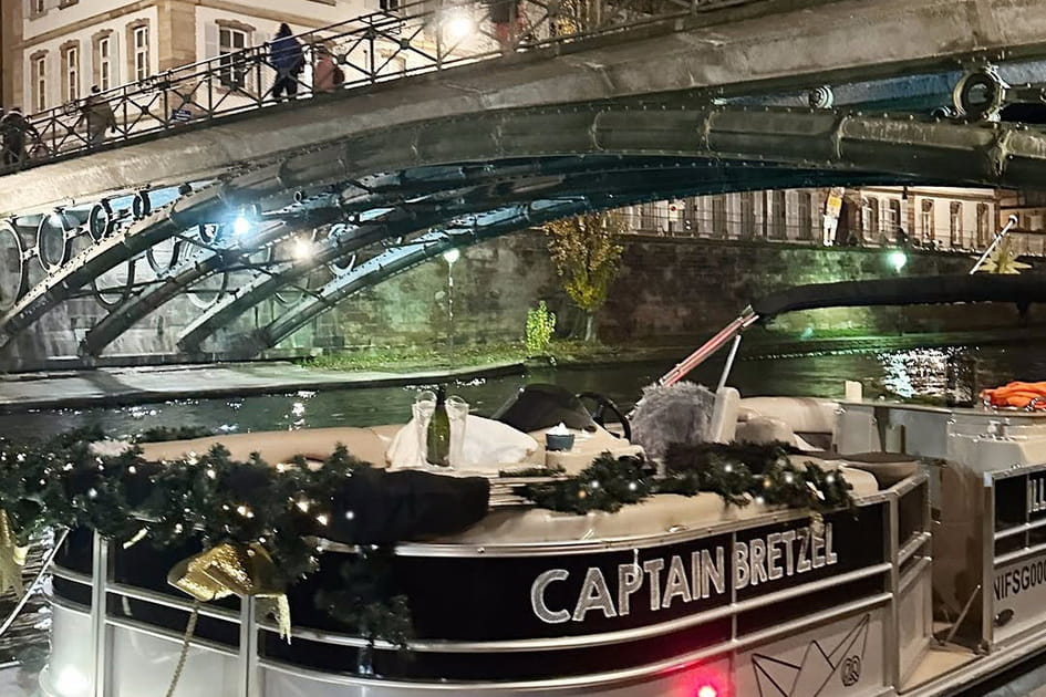 Une croisi&egrave;re au c&oelig;ur de Strasbourg, la capitale de No&euml;l
