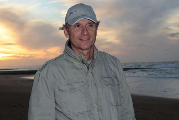 Denis Brogniart : repéré grâce à ses articles