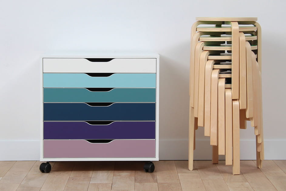 Des meubles Ikea qui changent de couleur