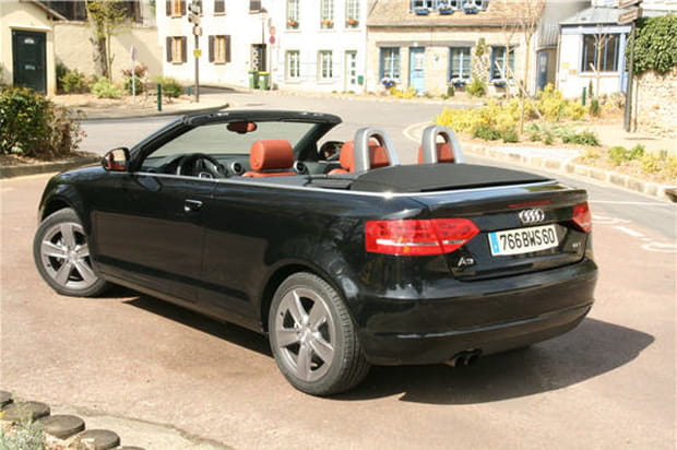 L'arrière est fin et équilibré