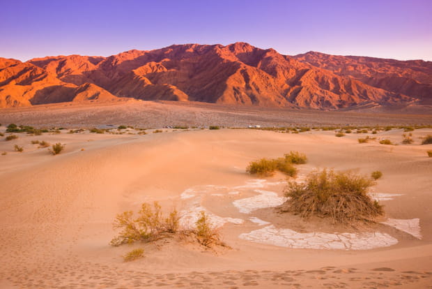 Les dunes de Mesquite dans la Vallée de la Mort