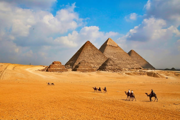 Les pyramides de Gizeh, merveilles d'ingénierie antique
