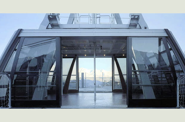 2000 personnes par heure