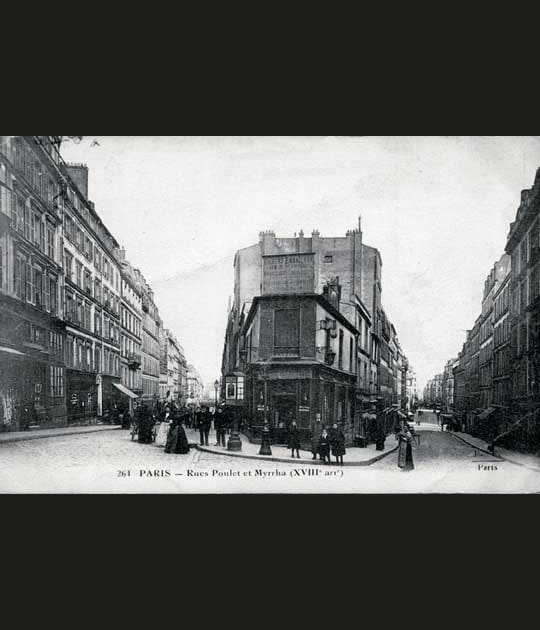 A l'angle de la rue Myrrha
