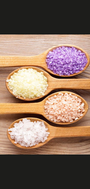 Mettre du sel de bain dans le dressing