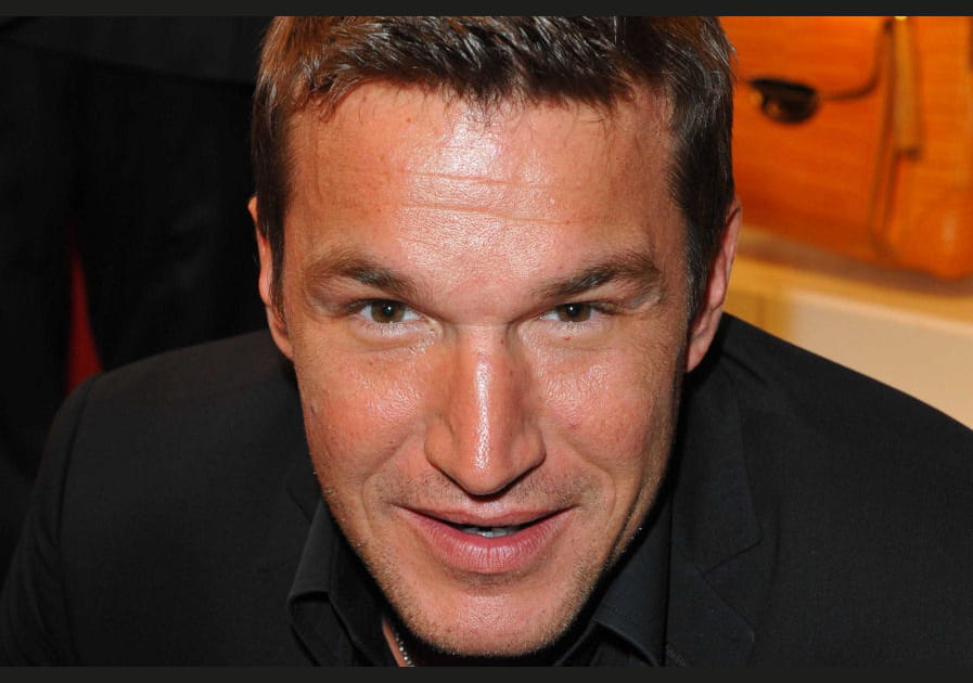 Benjamin Castaldi&nbsp;: il &quot;mincit&quot; ses hanches