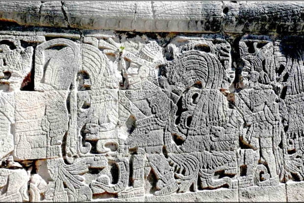 Guerriers mayas à Chichen Itza