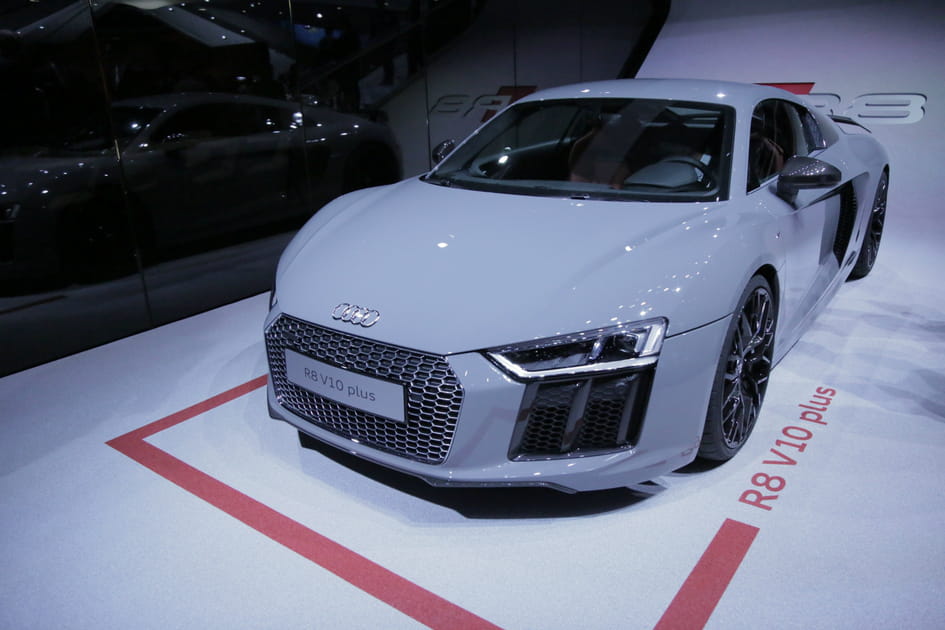 Audi R8 V10